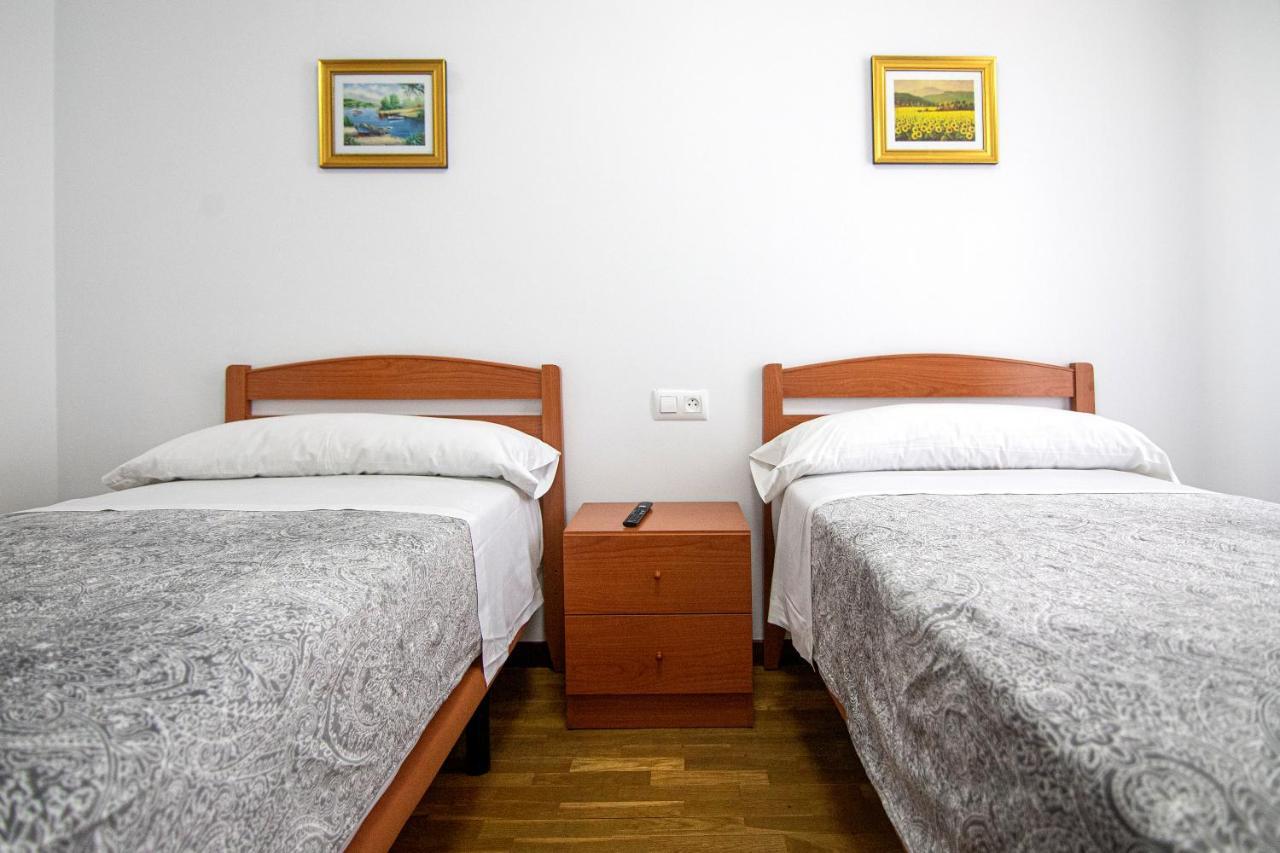 אריונדס Yani'S Hospedaje Pension 1 Estrella מראה חיצוני תמונה