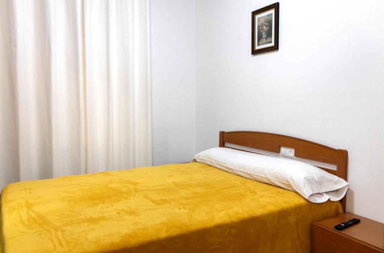 אריונדס Yani'S Hospedaje Pension 1 Estrella מראה חיצוני תמונה